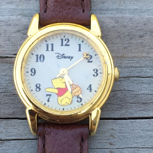 Disney Accessories - Winnie the Pooh bear Disney honey pot watch
